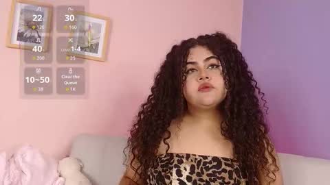 Snapshot of lourdes_moon22 chatting on 31, 10, 2025 lourdes_moon22 online show from 31, 10, 2025