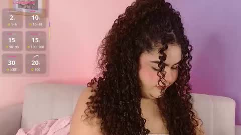 Snapshot of lourdes_moon22 chatting on 6, 11, 2025 lourdes_moon22 online show from 6, 11, 2025