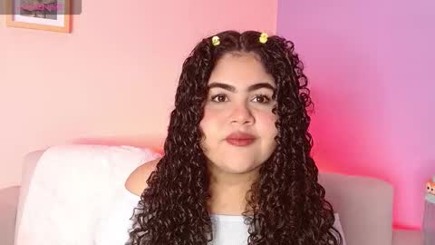 Snapshot of lourdes_moon22 chatting on 10, 11, 2025 lourdes_moon22 online show from 10, 11, 2025