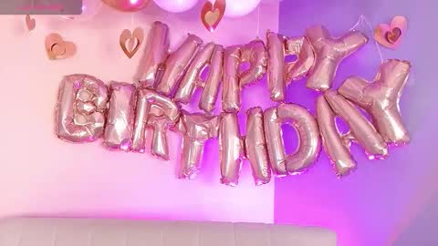 Snapshot of lourdes_moon22 chatting on 15, 11, 2025 lourdes_moon22 online show from 15, 11, 2025