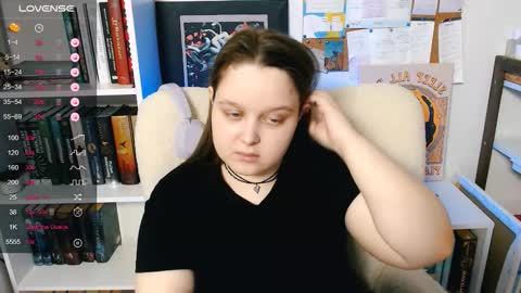 Mia  online show from 23, 2, 2026