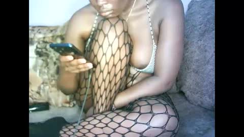 Cynthia. A online show from 11, 9, 2025