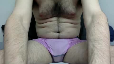 Snapshot of love_a_big_booty chatting on 29, 4, 2026 love_a_big_booty online show from 29, 4, 2026