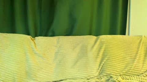 Cute face online show from 6, 4, 2026