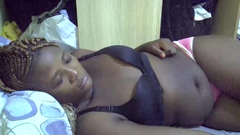 Snapshot of love_bug02 chatting on 10, 2, 2026 love bug online show from 10, 2, 2026