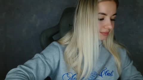 Megane online show from 4, 3, 2025