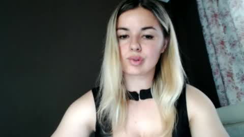 Snapshot of love_dom_meg chatting on 26, 6, 2026 Megane online show from 26, 6, 2026