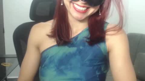 Nina online show from 14, 10, 2025