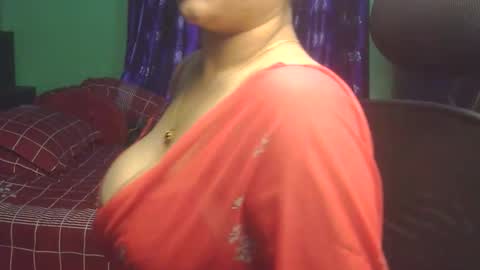 Snapshot of love_luna_angel chatting on 20, 12, 2025 Luna online show from 20, 12, 2025