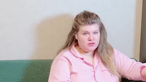 Snapshot of love_wiggy18 chatting on 13, 1, 2025 Ally online show from 13, 1, 2025