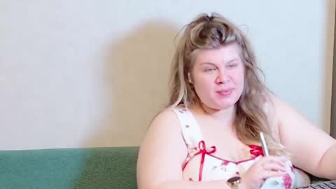 Snapshot of love_wiggy18 chatting on 11, 2, 2025 Ally online show from 11, 2, 2025