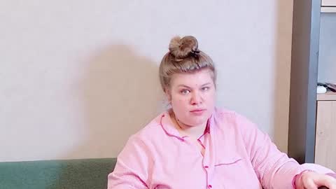 Snapshot of love_wiggy18 chatting on 24, 2, 2025 Ally online show from 24, 2, 2025