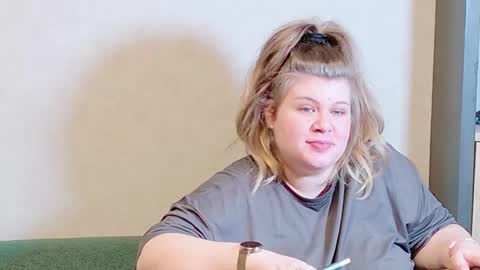 Snapshot of love_wiggy18 chatting on 27, 2, 2025 Ally online show from 27, 2, 2025