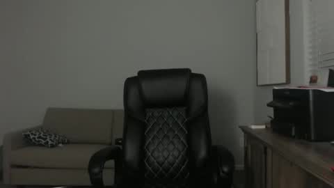 lovehatlovers online show from 11, 4, 2026