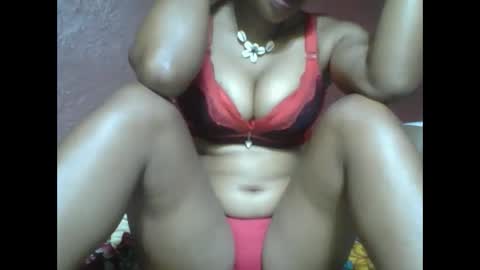 Snapshot of loveinlife750427 chatting on 1, 3, 2025 loveinlife750427 online show from 1, 3, 2025