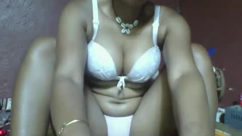 Snapshot of loveinlife750427 chatting on 2, 3, 2025 loveinlife750427 online show from 2, 3, 2025