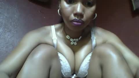 Snapshot of loveinlife750427 chatting on 11, 3, 2025 loveinlife750427 online show from 11, 3, 2025