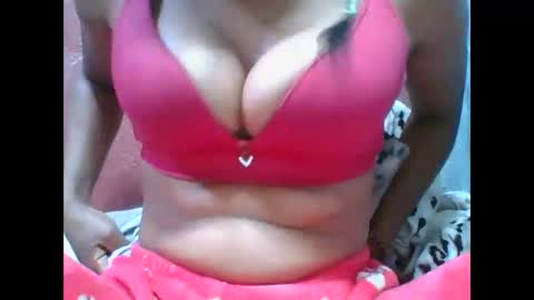 Snapshot of loveinlife750427 chatting on 12, 9, 2025 loveinlife750427 online show from 12, 9, 2025