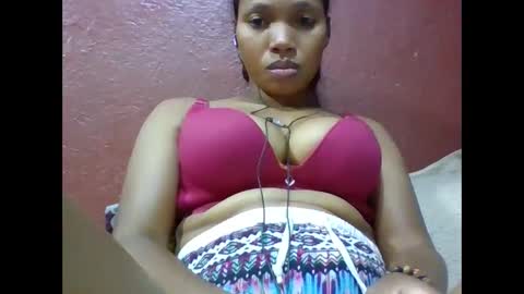 Snapshot of loveinlife750427 chatting on 3, 3, 2026 loveinlife750427 online show from 3, 3, 2026