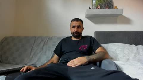 Snapshot of loveivat80 chatting on 30, 9, 2025 loveivat80 online show from 30, 9, 2025