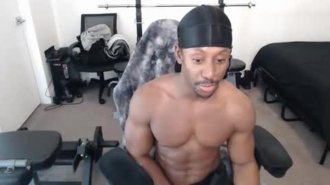 Snapshot of loveleexd21 chatting on 28, 10, 2025 loveleexd21 online show from 28, 10, 2025