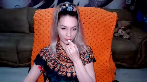 private open online show from 1, 3, 2025
