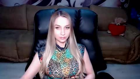 private open online show from 1, 10, 2025
