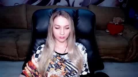 private open online show from 4, 10, 2025
