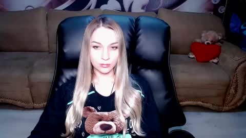 private open online show from 7, 10, 2025