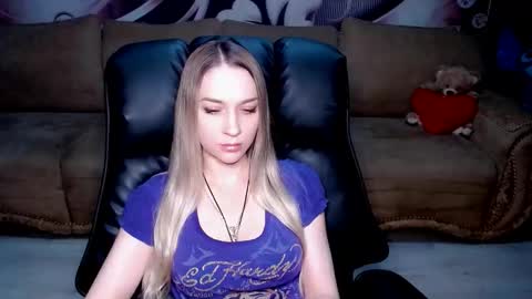 private open online show from 12, 10, 2025
