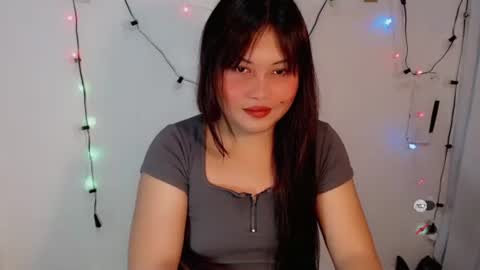 Snapshot of lovely_carmen_intown chatting on 8, 10, 2025 lovely_carmen_intown online show from 8, 10, 2025