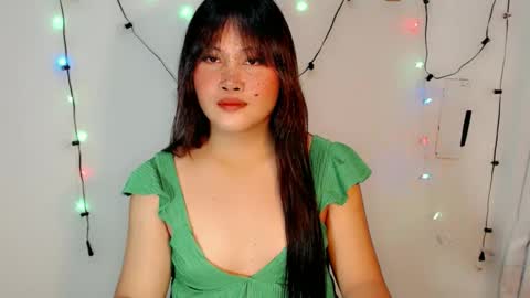 Snapshot of lovely_carmen_intown chatting on 14, 10, 2025 lovely_carmen_intown online show from 14, 10, 2025
