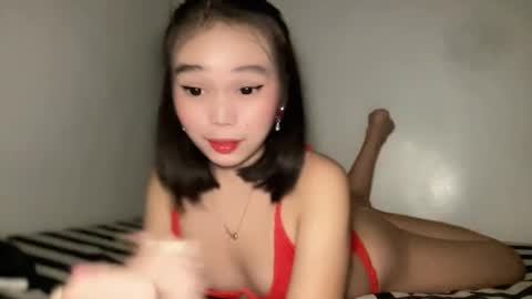 Snapshot of lovely_cittie18 chatting on 15, 12, 2025 lovely_cittie18 online show from 15, 12, 2025