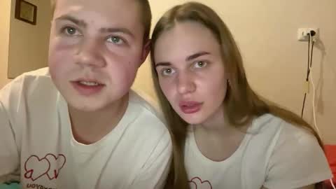 lovely_couple00 online show from 10, 2, 2026