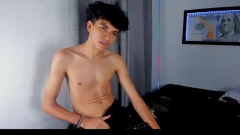 Salo online show from 13, 4, 2026