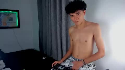 Salo online show from 15, 4, 2026