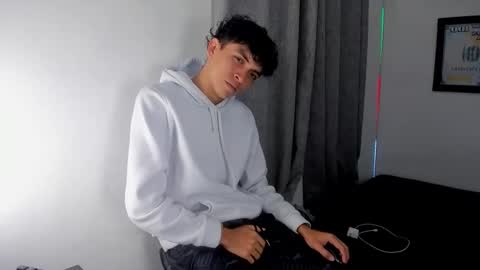 Salo online show from 17, 4, 2026