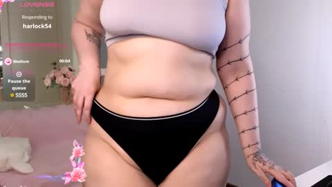 lovely_leilla online show from 28, 12, 2024