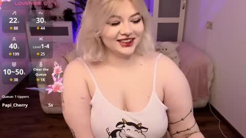 lovely_leilla online show from 19, 1, 2025