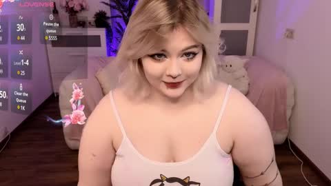 lovely_leilla online show from 20, 1, 2025