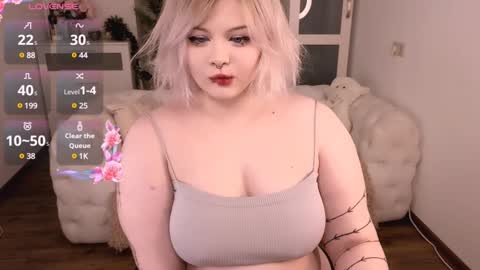 lovely_leilla online show from 24, 1, 2025