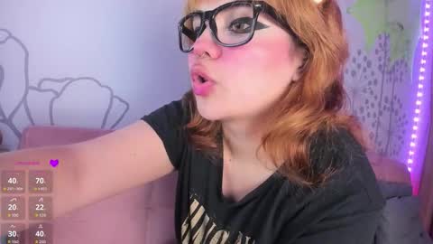 Paris Rose online show from 15, 10, 2025