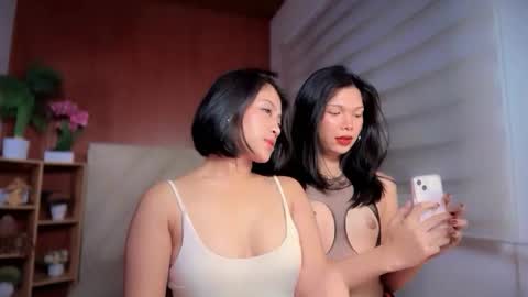 Snapshot of lovely_pearlx chatting on 6, 6, 2026 online show from 6, 6, 2026