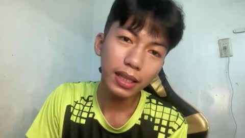 Snapshot of lovelyboy_jm chatting on 3, 6, 2026 lovelyboy_jm online show from 3, 6, 2026