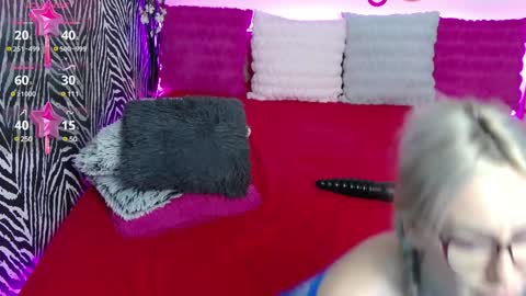 Snapshot of lovelybutterfly chatting on 31, 1, 2025    online show from 31, 1, 2025