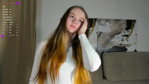 Snapshot of lovelygracee chatting on 22, 9, 2025 lovelygracee online show from 22, 9, 2025