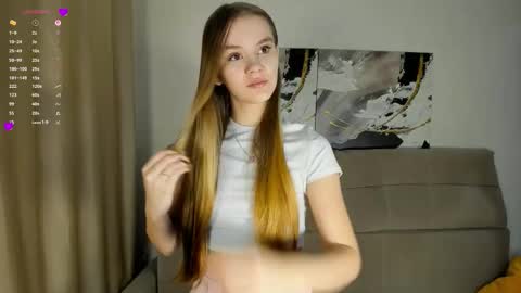 Snapshot of lovelygracee chatting on 30, 9, 2025 lovelygracee online show from 30, 9, 2025