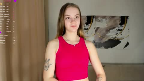 Snapshot of lovelygracee chatting on 14, 10, 2025 lovelygracee online show from 14, 10, 2025
