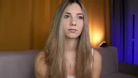 lovelygracee online show from 4, 4, 2026