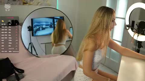 Snapshot of lovelygracee chatting on 17, 6, 2026 lovelygracee online show from 17, 6, 2026